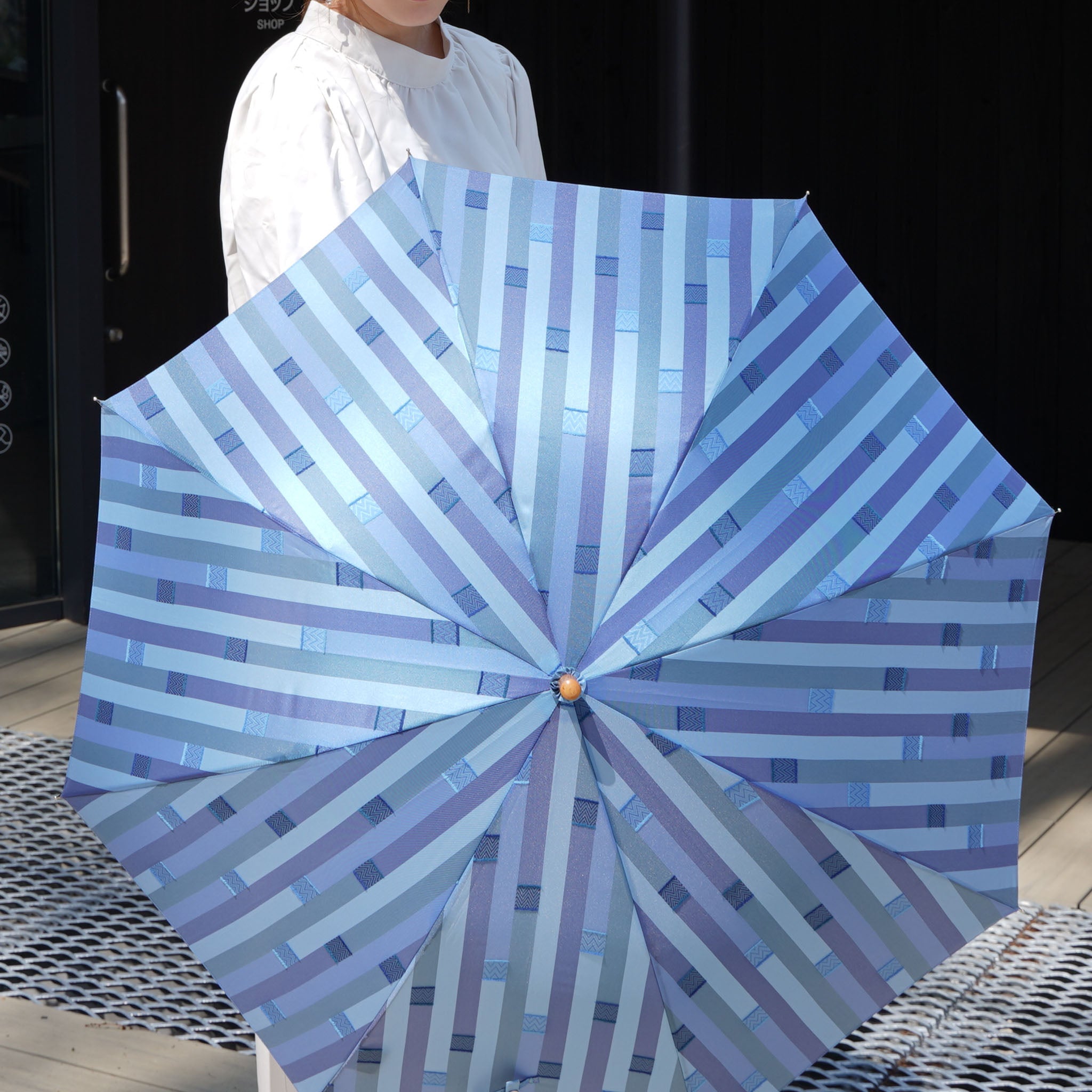 frozen parquet 長傘(ショートタイプ) 使用イメージ