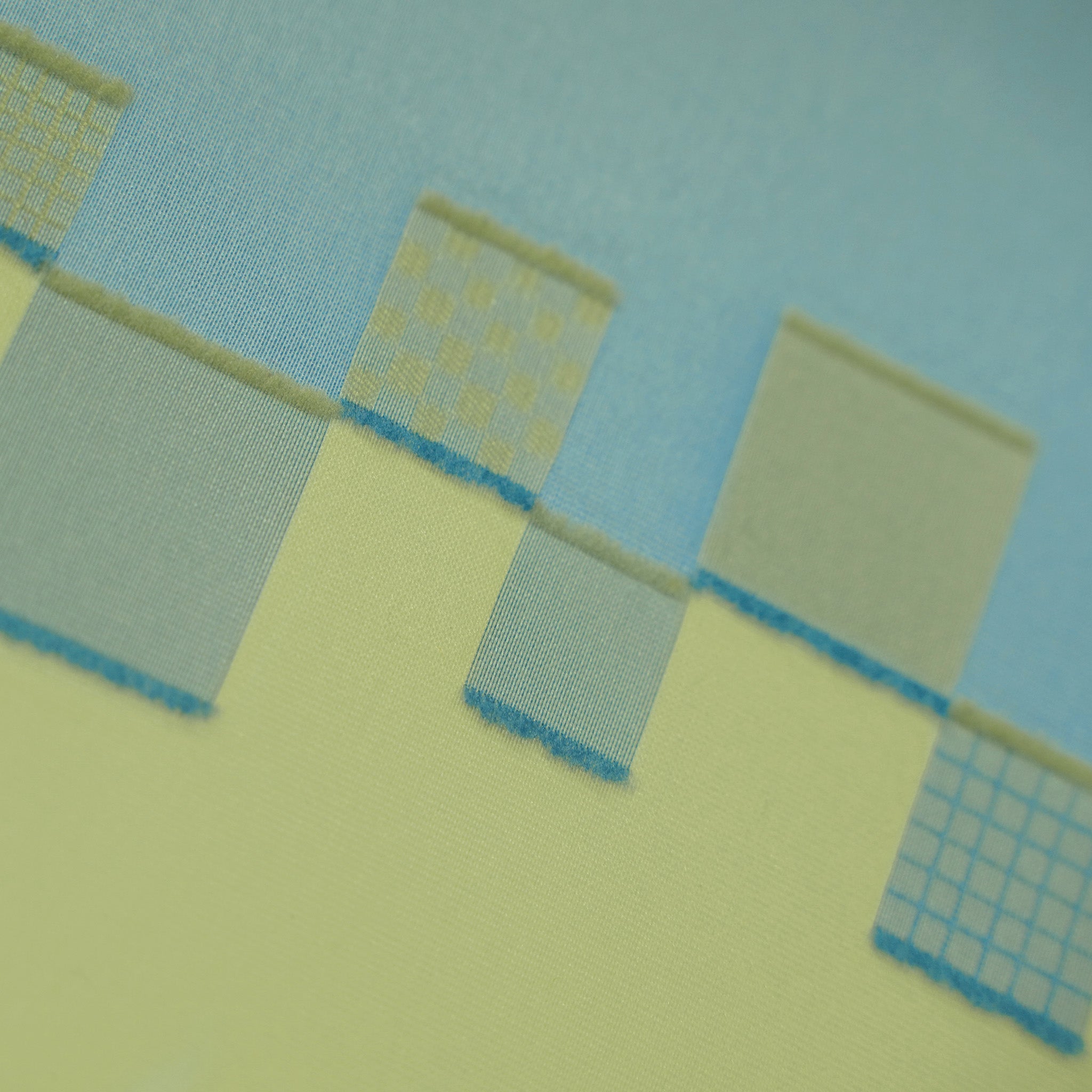 frozen tile オリーブ 生地アップ